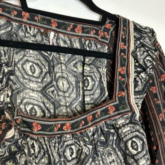 Free People Sz XS Mostly Meadow Bohemian Printed Puff Sleeves Blouse - Picture 6 of 11